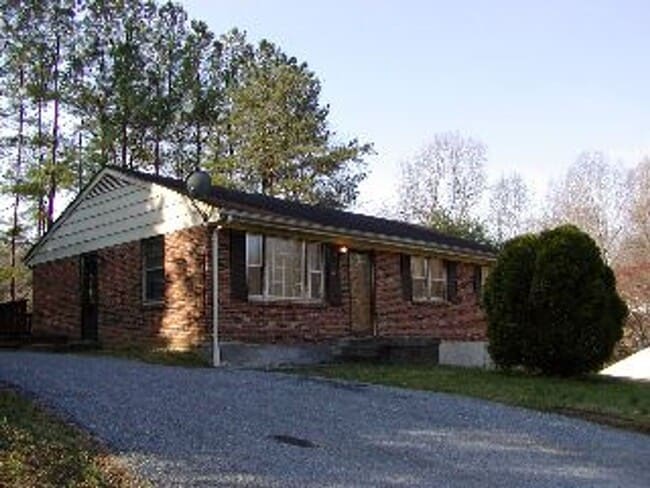Ranch House with Finished Basement - Ranch House with Finished Basement