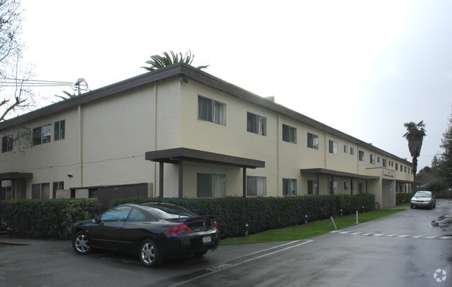 Midtown Apartments