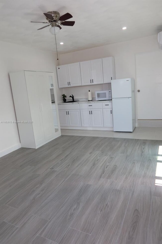 Building Photo - 10450 SW 166th Terrace Unit 0 Rental