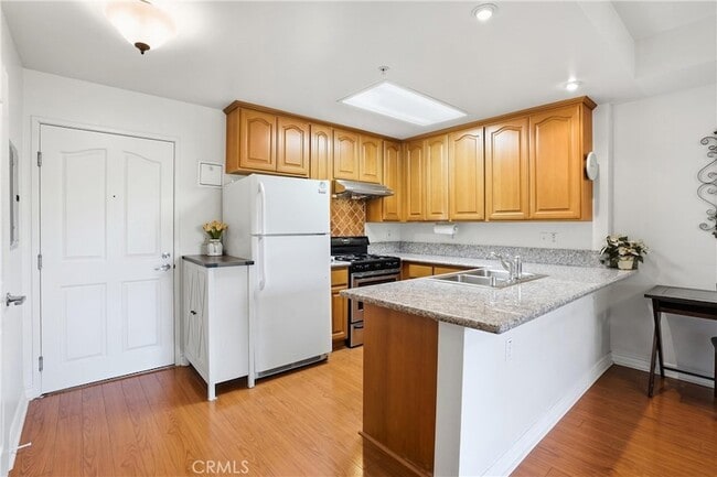 Photo - 17888 Alburtis Ave Unidad A105