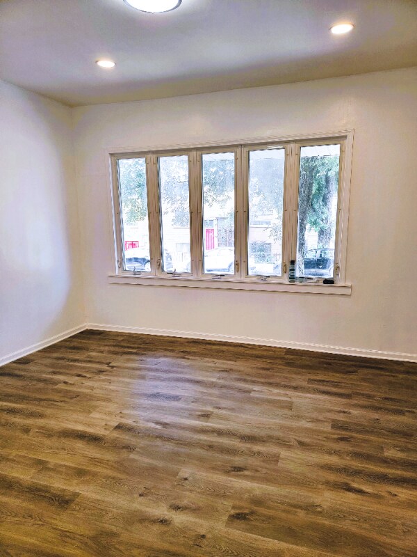 Photo - 307 W 24th St Unidad 1