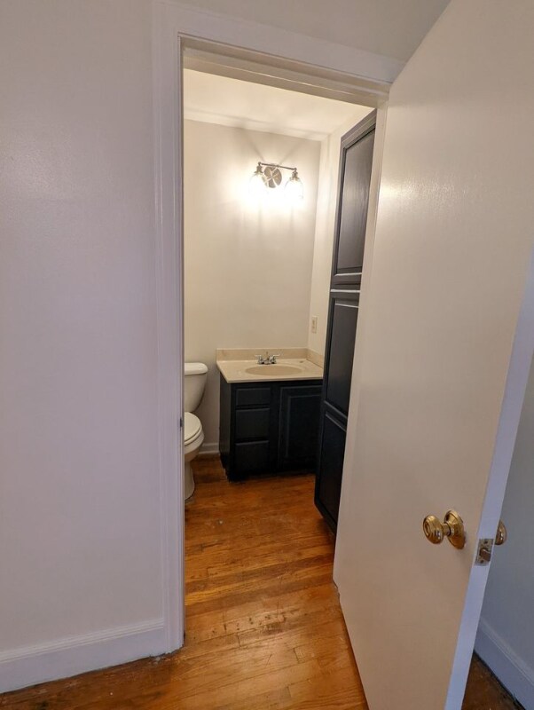 Photo - 1403 Spry St