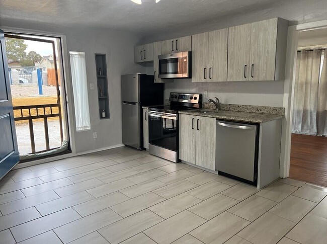 Photo - 2618 Idalia Ave