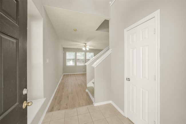 Photo - 171 N Burberry Park Cir