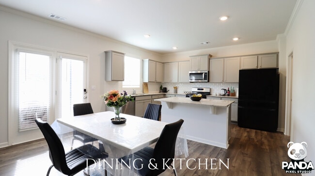 Photo - 147 Highgrove Way Unit Bedroom 4