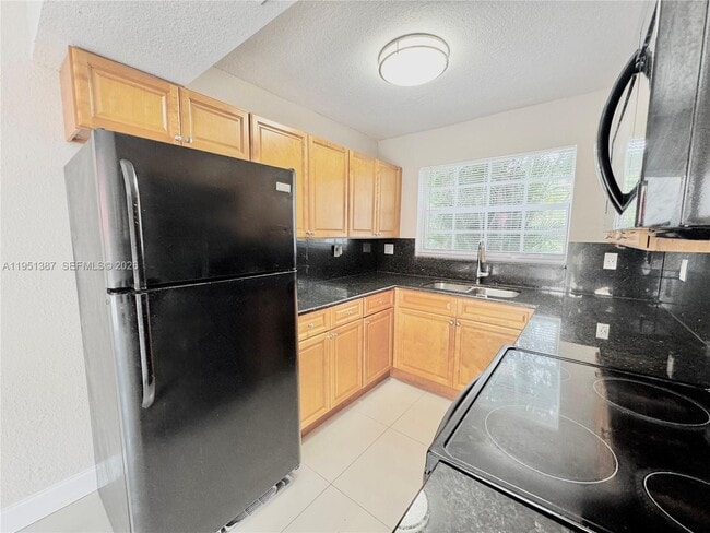 Photo - 3840 SW 52nd Ave