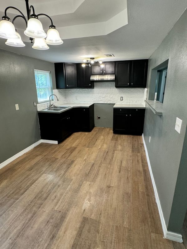 Photo - 48071 LA-1065