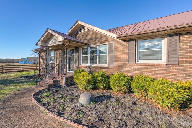 Photo - 476 Crescent Rd