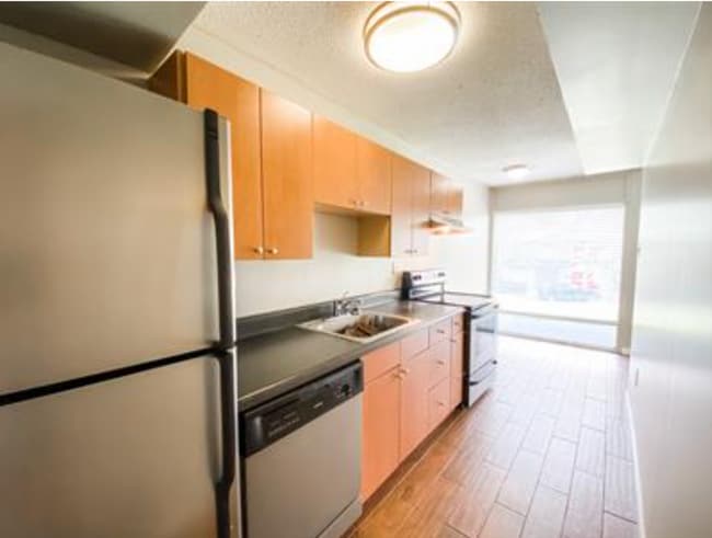 Photo - 2990 Rhodes Cir S