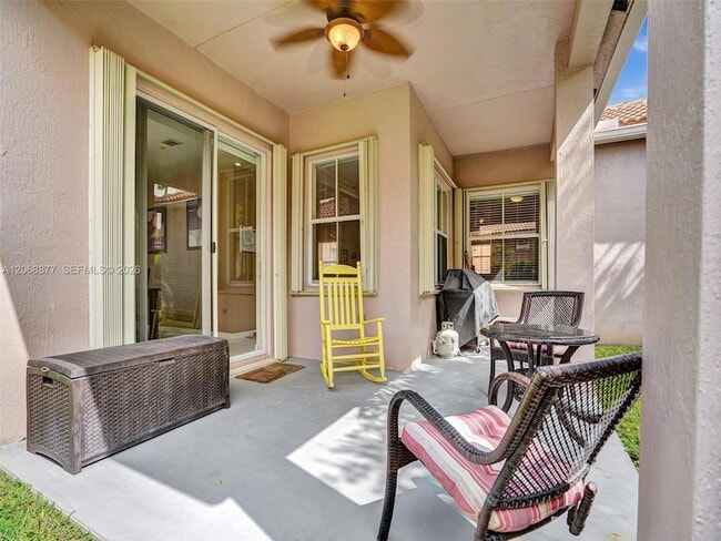 Photo - 938 Bluewood Terrace