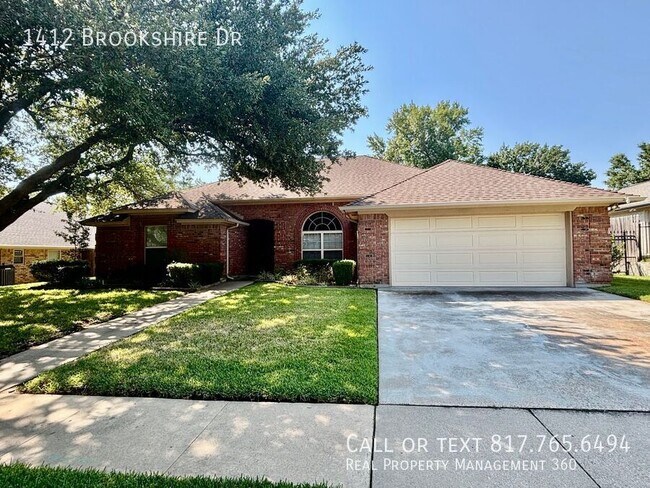 Building Photo - 1412 Brookshire Dr Rental