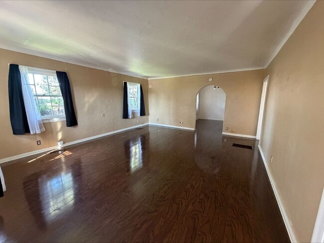 Photo - 564 44th St Unit 1