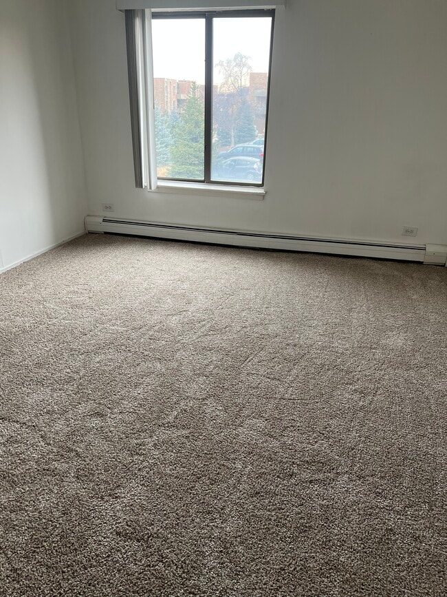 Photo - 1931 Prairie Sq Unit 219