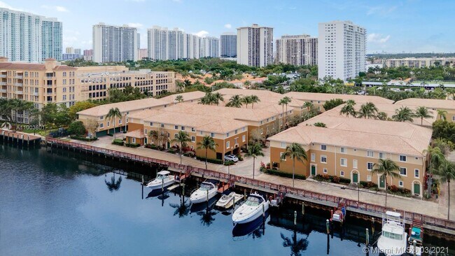 2841 NE 185th St Unit 507