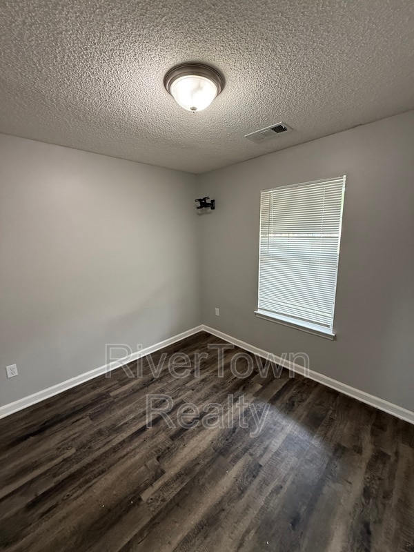 Photo - 4625 Crestfield Rd