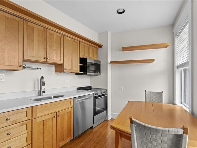 117 Lanark Rd
