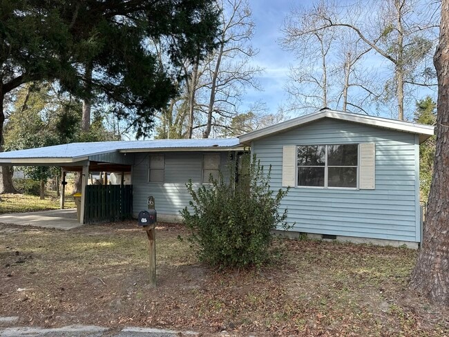 Building Photo - 66 Holly Hill Dr