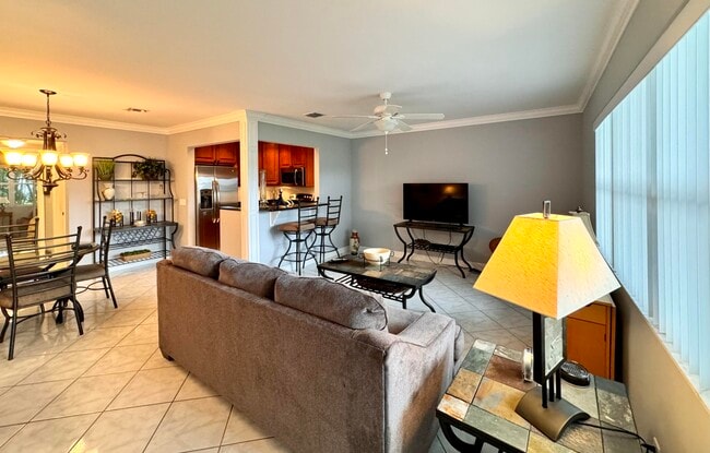 Photo - 242 Coventry K