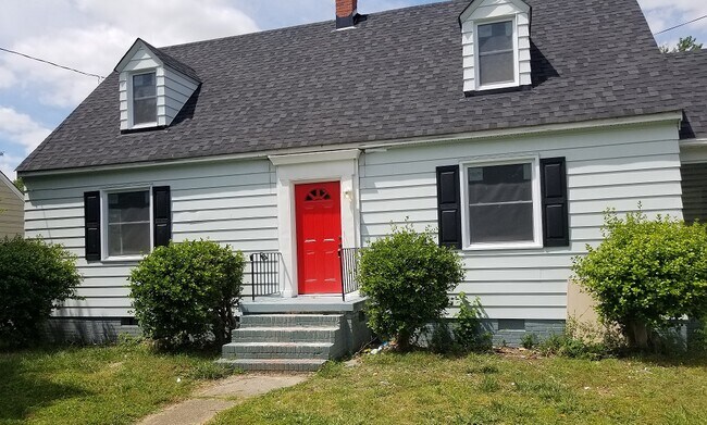 Coming Soon - 2002 McDonald Rd House