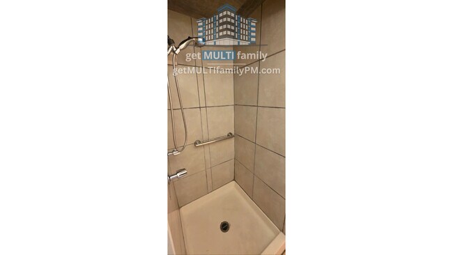 Photo - 3926 E Earll Dr Unidad 2