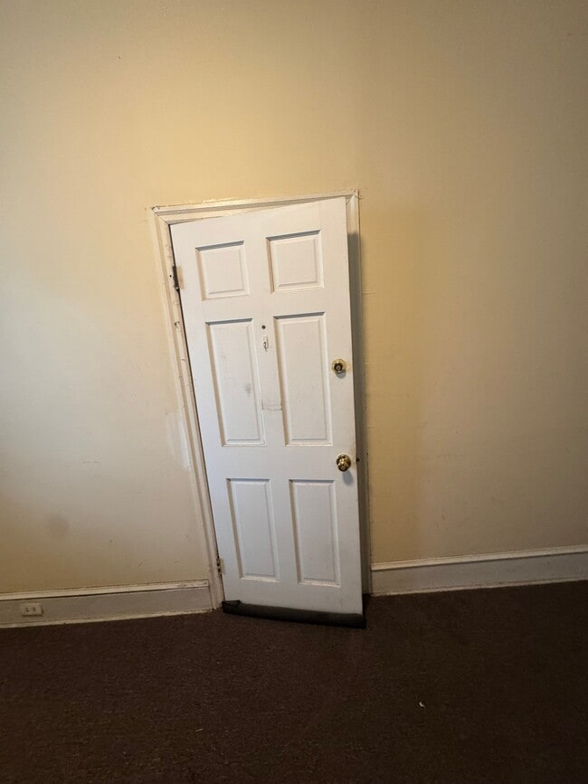 Photo - 407 Green Ln Unidad 2R