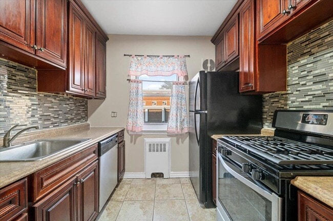 Photo - 87-37 Marengo St Condo Unit 1st Floor
