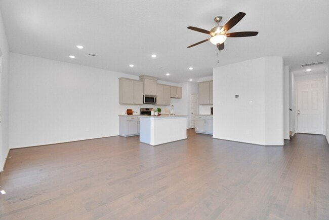 Photo - 27911 Western Crk Ct
