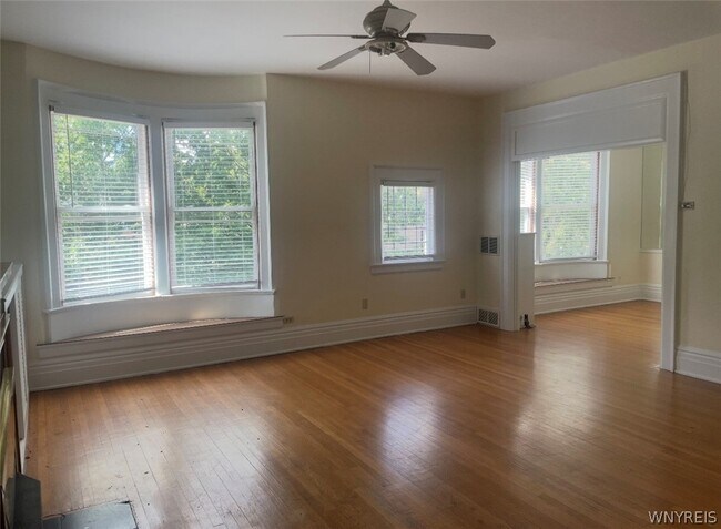 Photo - 109 Linwood Ave