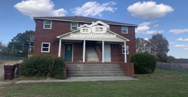Building Photo - 27783 Pinedale Rd