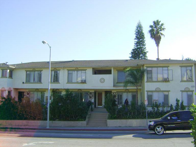 Photo - 4800 Beverly Blvd Apartment Unit 10