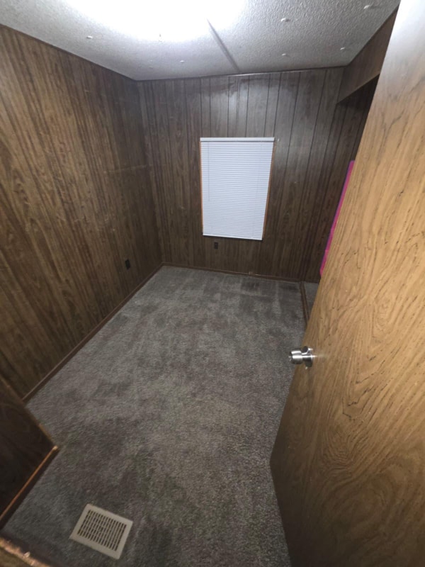 Photo - 4736 Ellsworth Ln