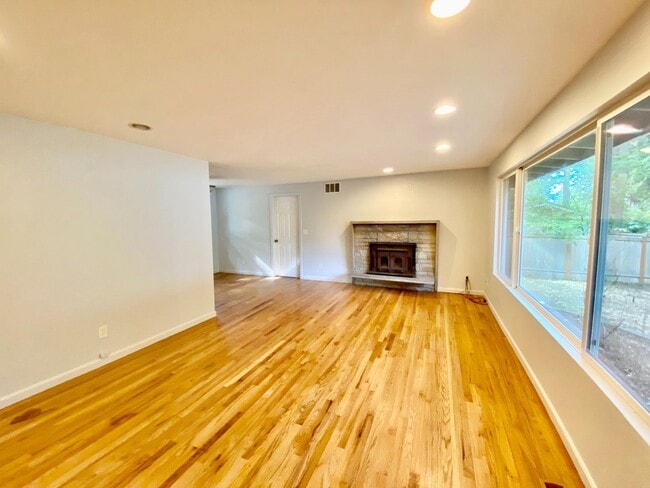 Photo - 1815 152nd Ave SE
