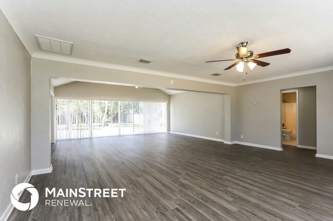 Building Photo - 2124 Almeria Way S Rental