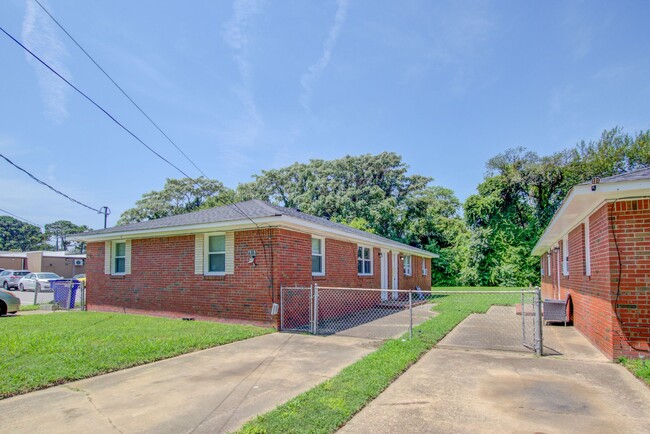 Photo - 7919 Thompson Rd Unit 7919 Thompson Rd #A