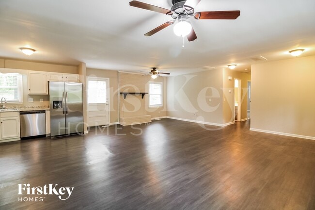 Photo - 1483 Fieldmount Rd