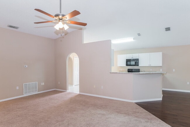 Photo - 12538 Bent Bay Trail