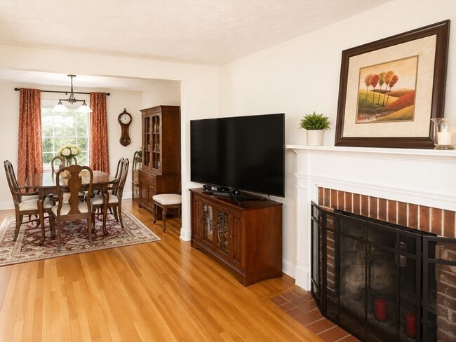 Photo - 1282 Central Ave