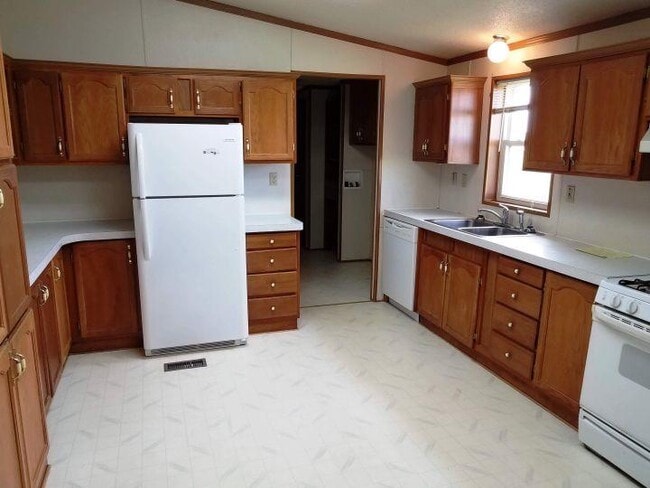 Photo - 4 bedroom in Shepherd MT 59079