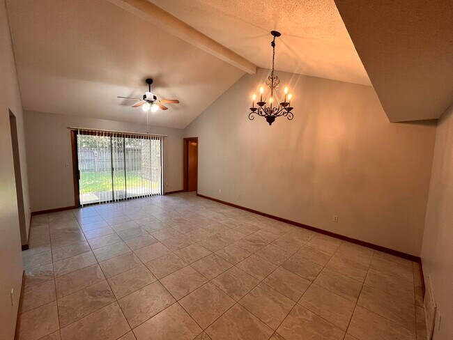 Photo - 2904 Alpine Pl