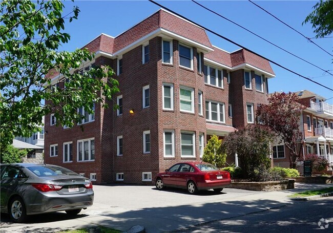 Building Photo - 132 Elton St Rental
