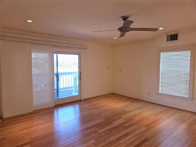 Photo - 11820 Capri Cir S