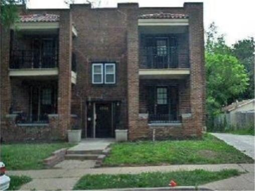 Photo - 2733 Campbell St