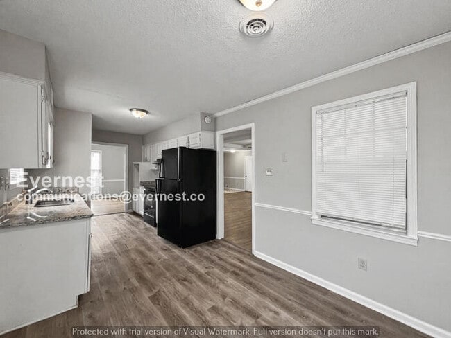 Photo - Limited Time Special Offer! / 4 Bed, 2 Bath Home with Carport / Pet-Friendly / Available Now!