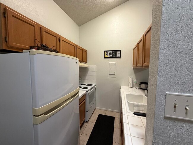 Photo - 136 N Troy Ave