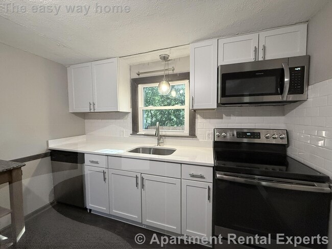 Photo - 21 Jerome St