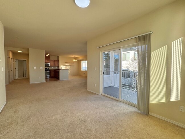 Photo - 2Bd/2Ba Bothell Condo Unit D3007