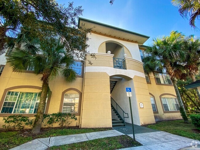 Building Photo - One Bedroom For Rent in New Tampa! Rental