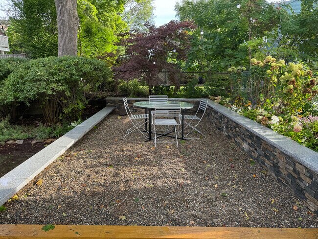 Photo - 105 Chestnut St Unit 3