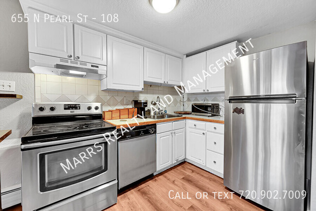 Photo - 655 N Pearl St Townhome