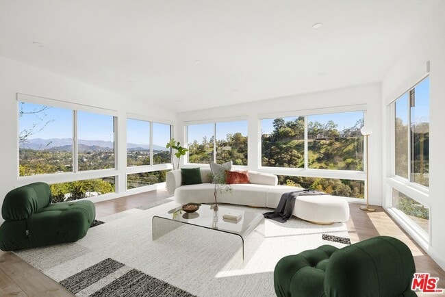 Photo - 2204 Ridgemont Dr